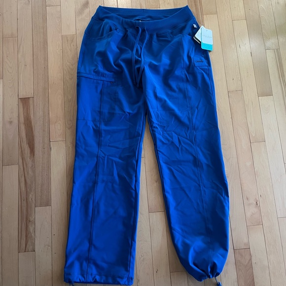 Cherokee infinity scrub bottoms - Picture 1 of 2